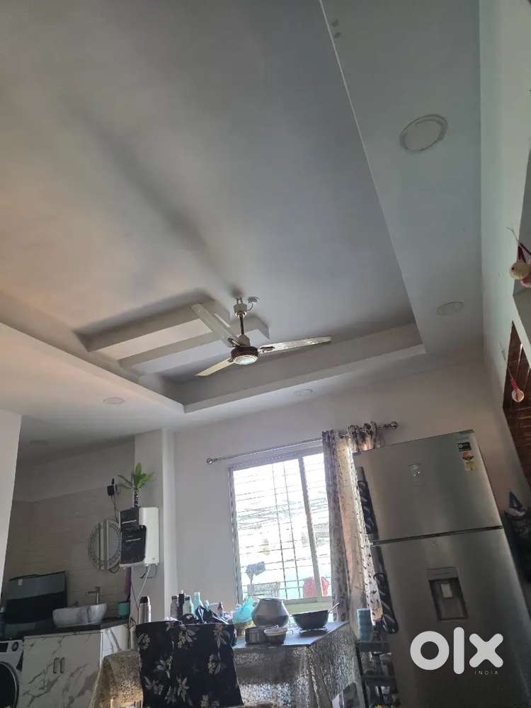 2 bhk flat gloor floor at hakimpara for rent under 10k