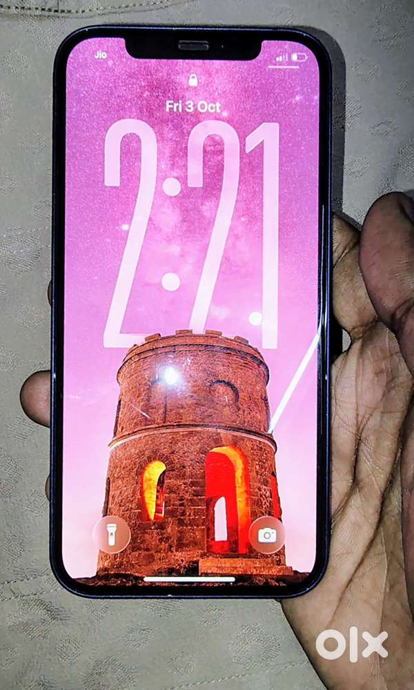 Second iphone 12 128gb for sell