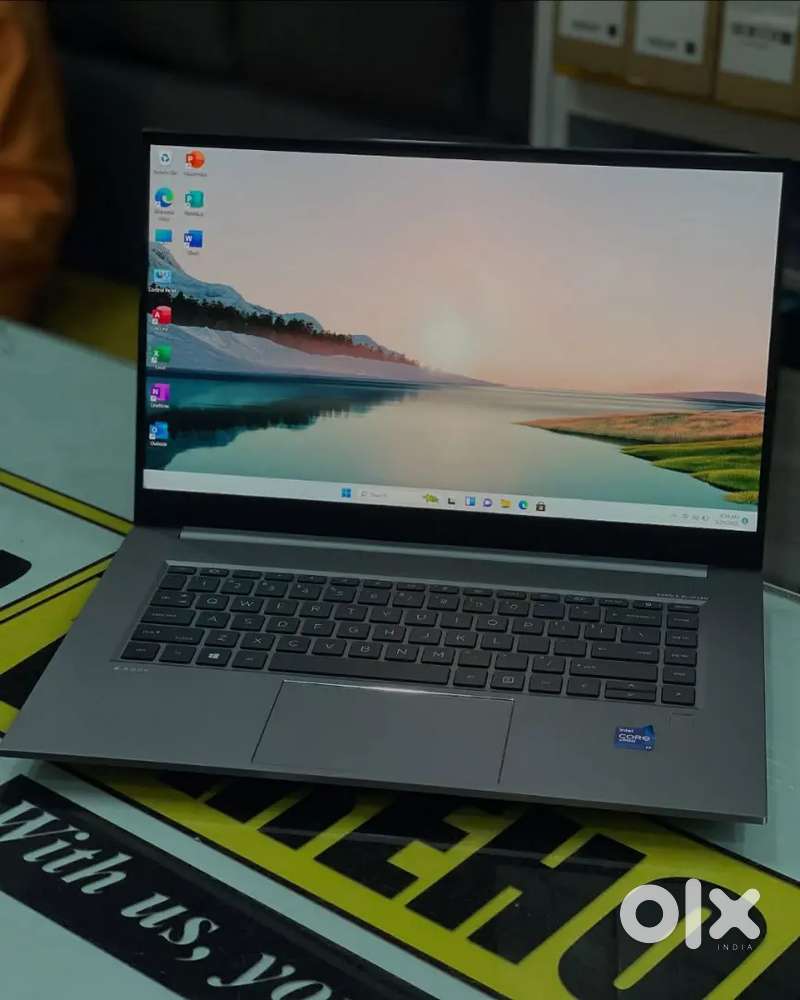 Hp zbook studio g8 mobile workstation