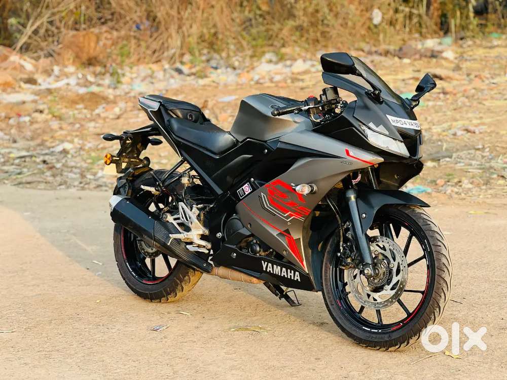 Yamaha R15 v3 good condition