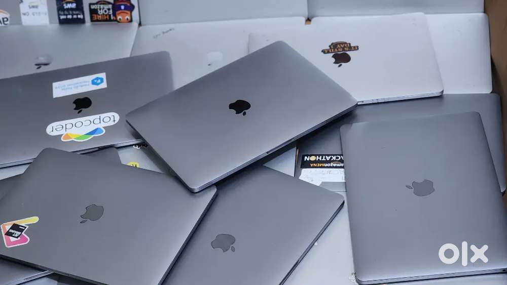 Apple Macbook Pro i7 16GB Ram 512GB Apple SSD 2018 Manufacturing
