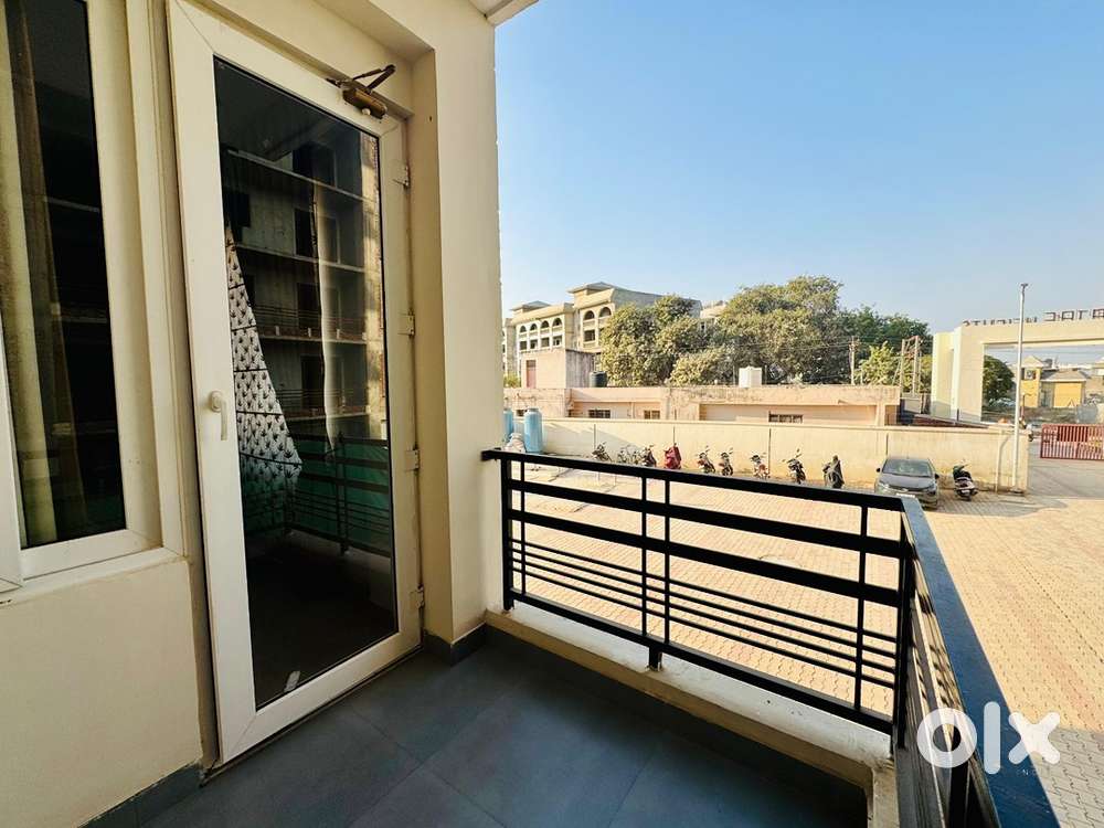 2bhk flat sale in sec 116