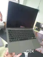 Macbook Air M2 8/256gb