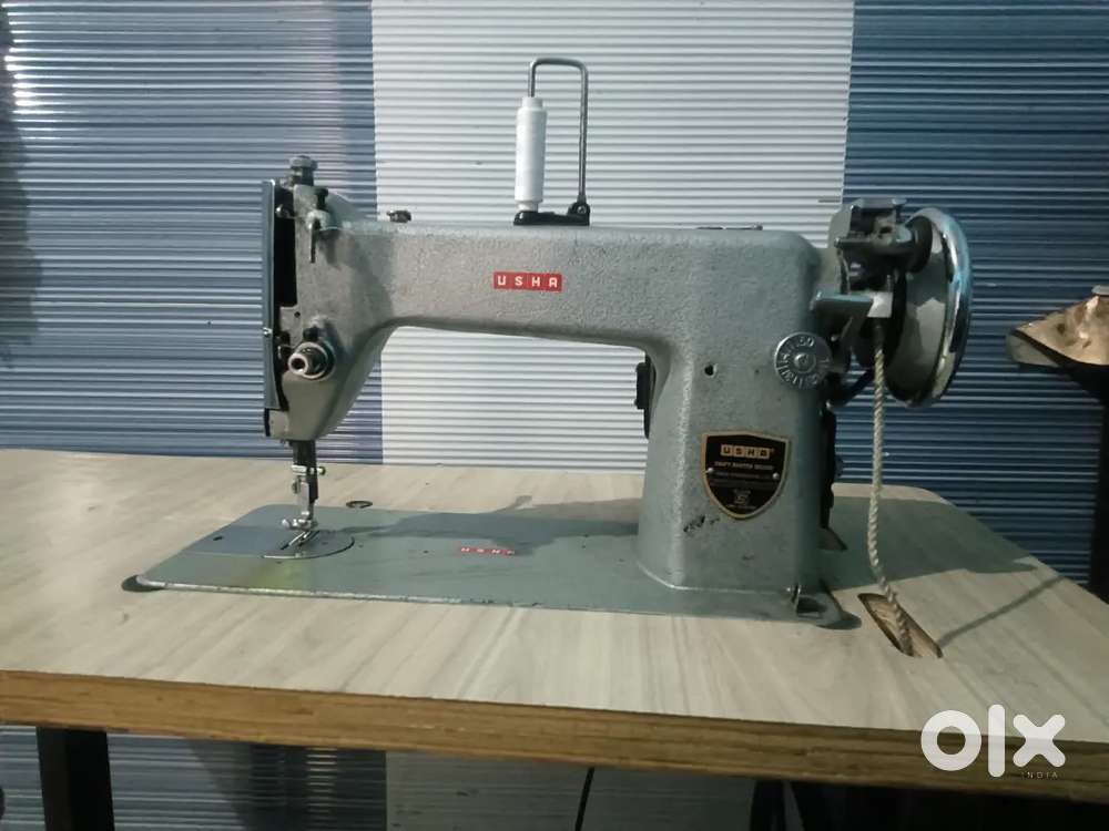 Usha sewing machine with moter new only 4 month active