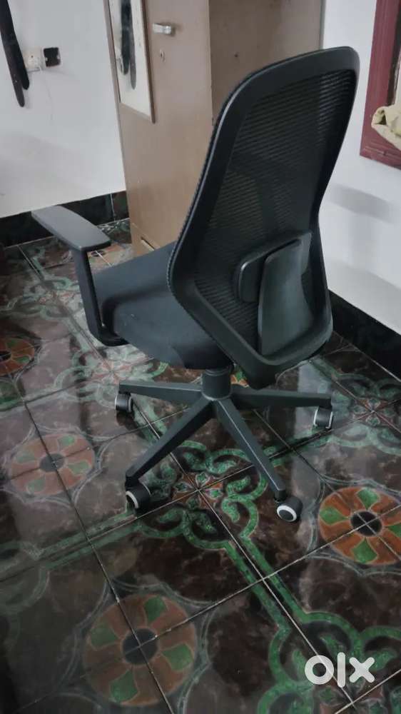 Computer chair