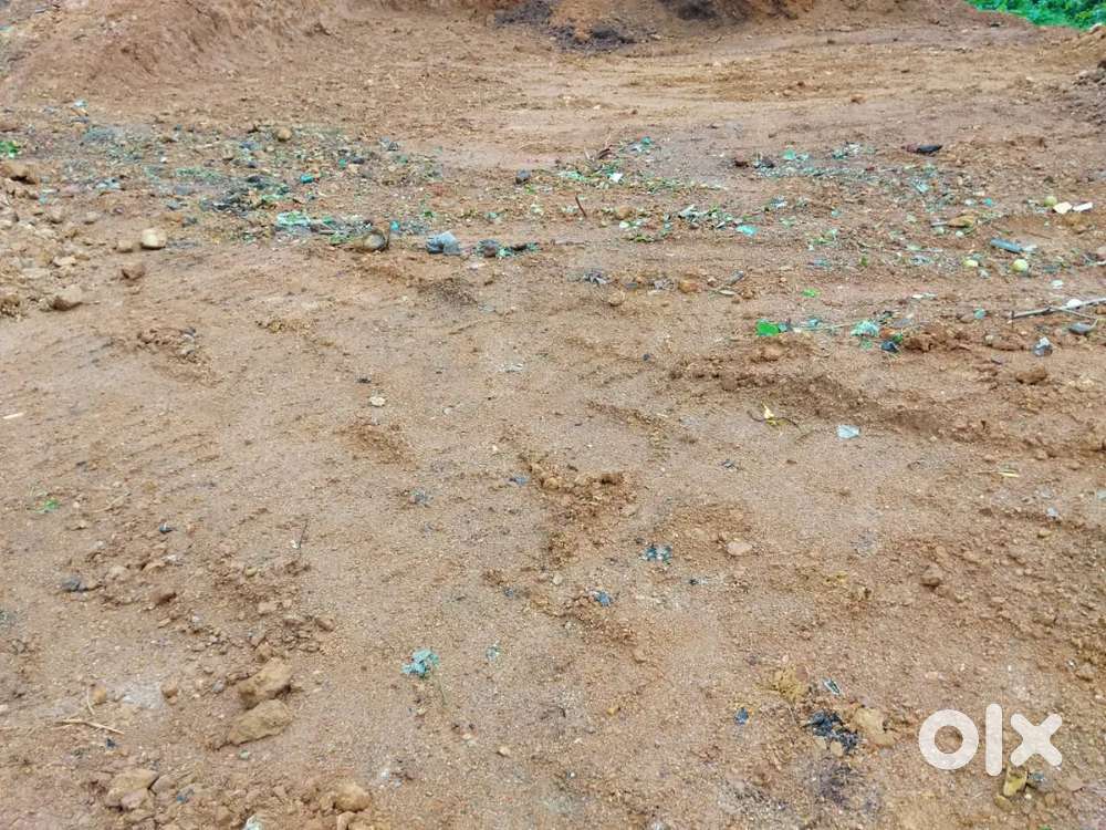 8.5 Cent Plot at Uthimoodu Near SH road between Pathanamthitta & Ranni