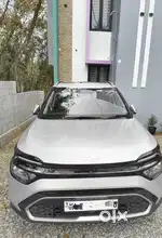 Carens prestige plus option 7 DCT. 2024 10,000kms