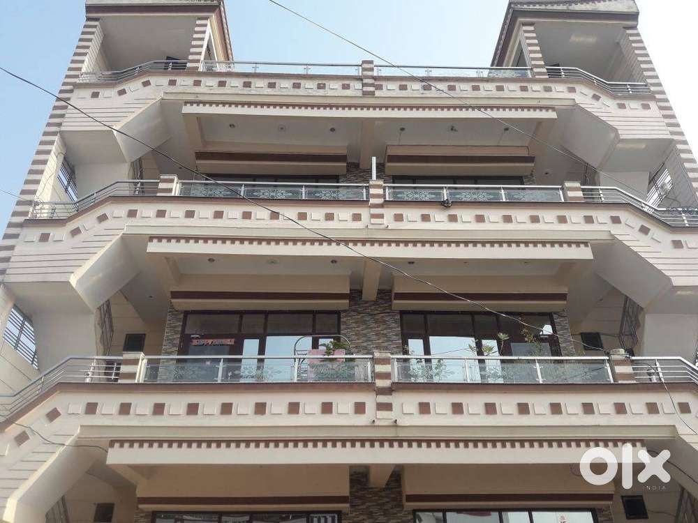 2bhk flat in subhash nagar