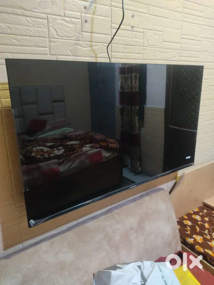 Sell l e d tv 45 days old