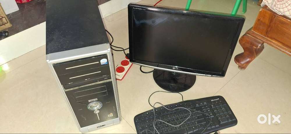 Desktop for sale