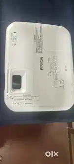 EPSON PROJECTER
