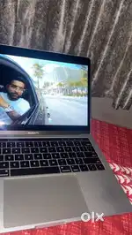 MacBook Pro With Touchbar 512gb storage