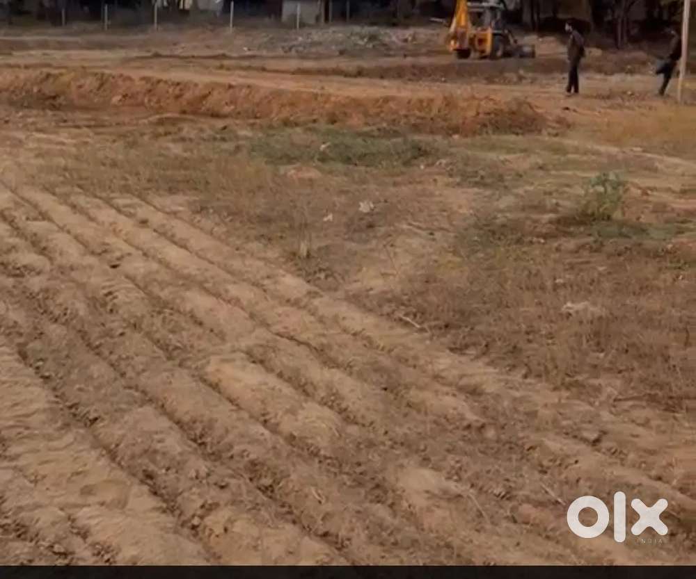 8500 रुपया गजआगरा रोड हाइवे नियर कॉलोनी कानोता benada mode 900 मीटर ।