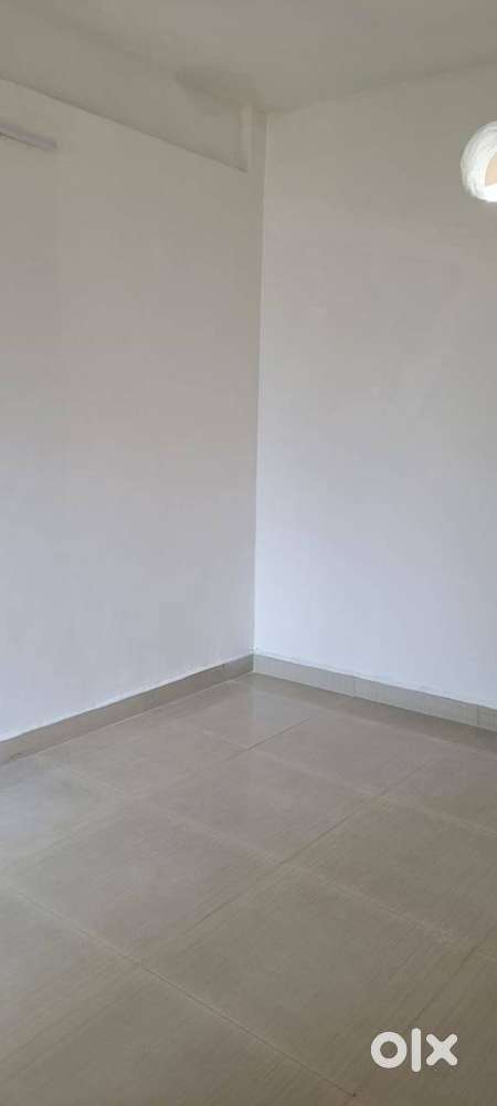 150 SQ.FT OFFICE SPACE SECOND FLOOR OFF CHITTOOR ROAD,KOCHI.