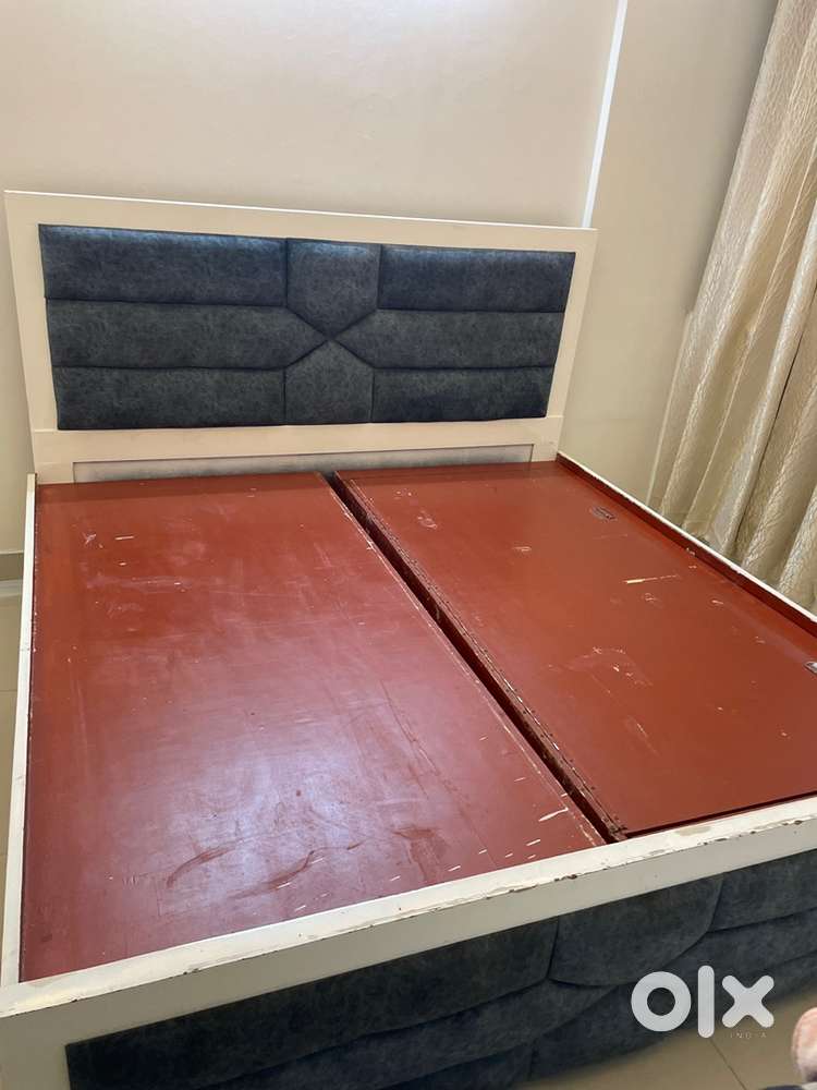 Double bed box storage