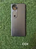 Vivo V40 mobile