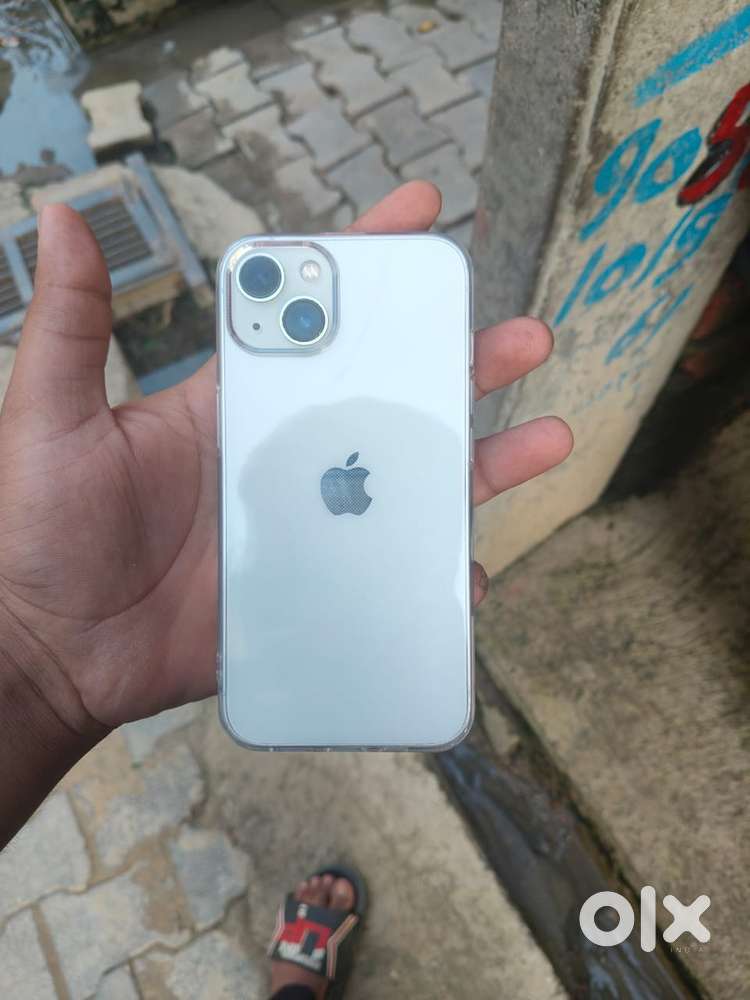 iPhone 13, never open, never repaired, best condition