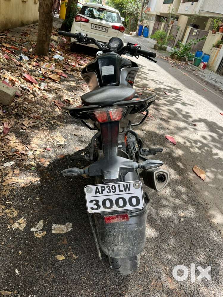 KTM Duke 250 - Selling it because I’m leaving the country