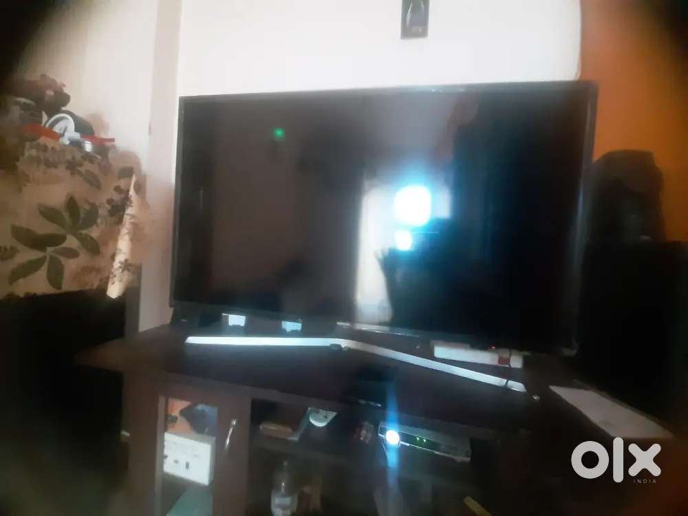 T V 43 inches