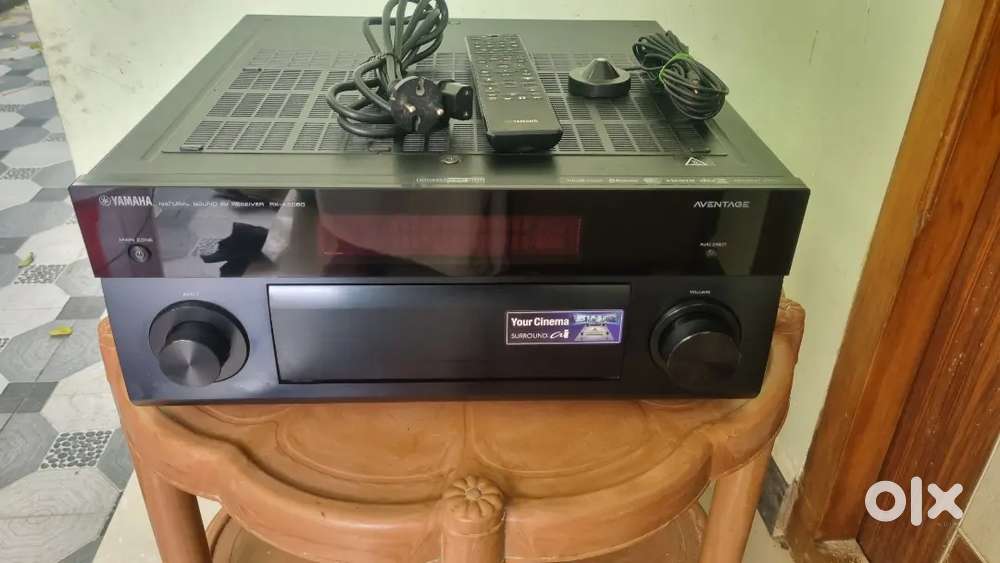 YAMAHA- A2080 9.2  av receiver  mintcondition