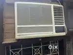 Hitachi ac very 4 star good condition
