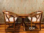 Coffee table with 2 chairs