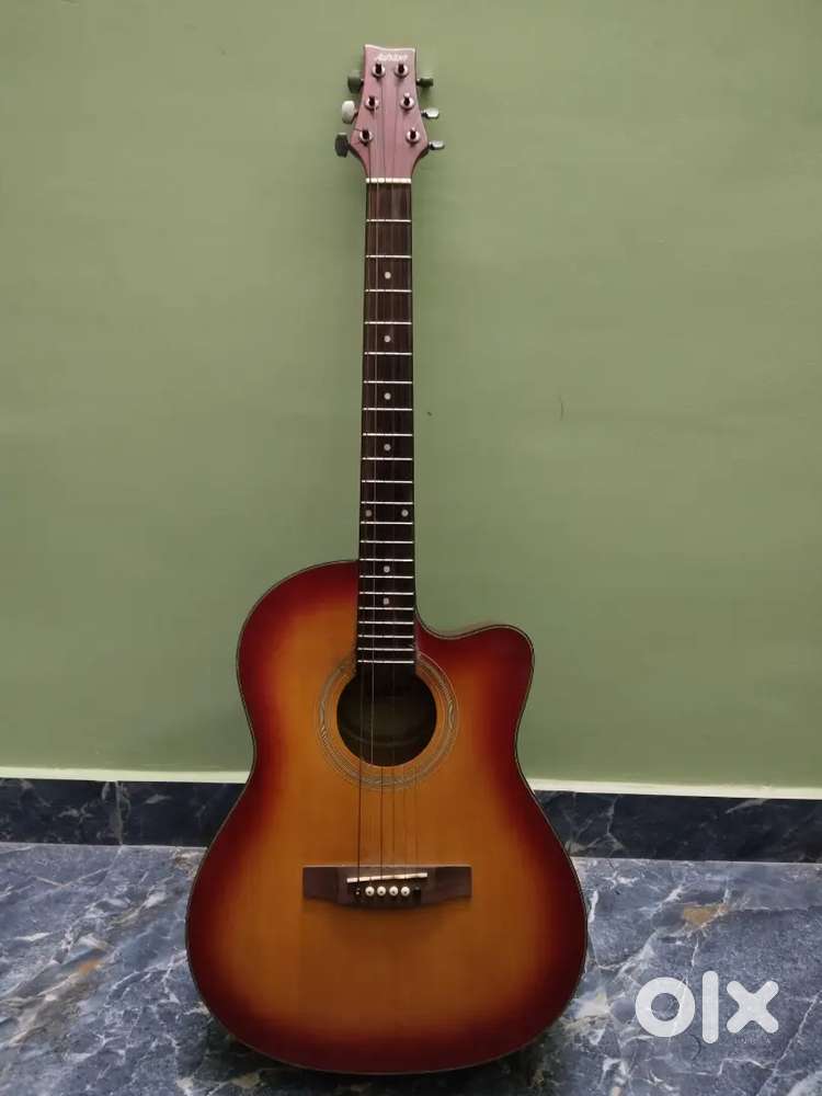 Guitar for sale