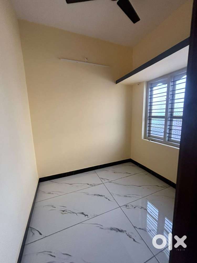 2BHK HOUSE FOR LEASE IN RAGAVENDRA NAGAR