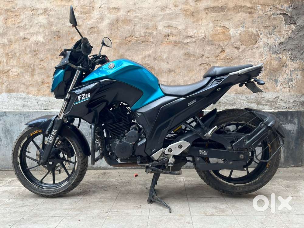 2018 FZ 25