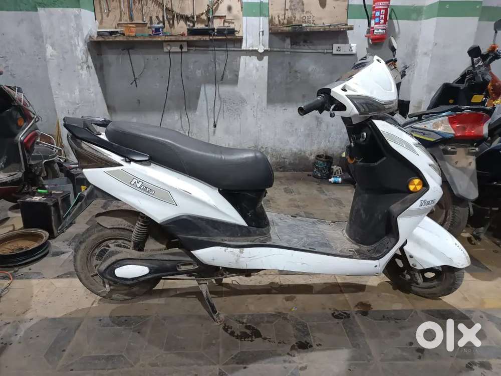 2nd Hand Electric scooty