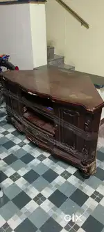 Table and TV stand for sale