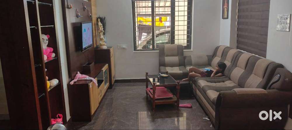 Corner sofa set, jute material, 6 year old