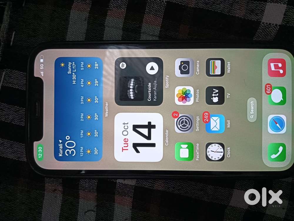 I Phone 12