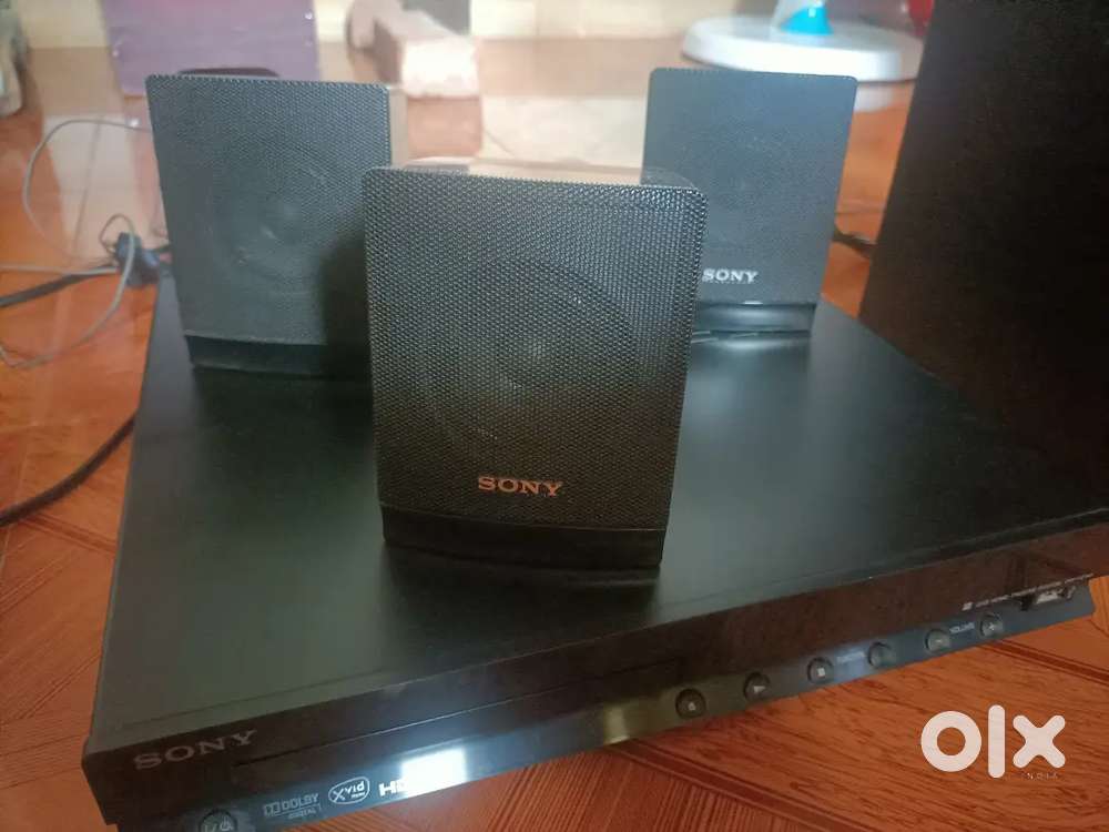 Sony DAV-TZ145 Real 5.1ch Dolby Digital DVD Home Theatre System