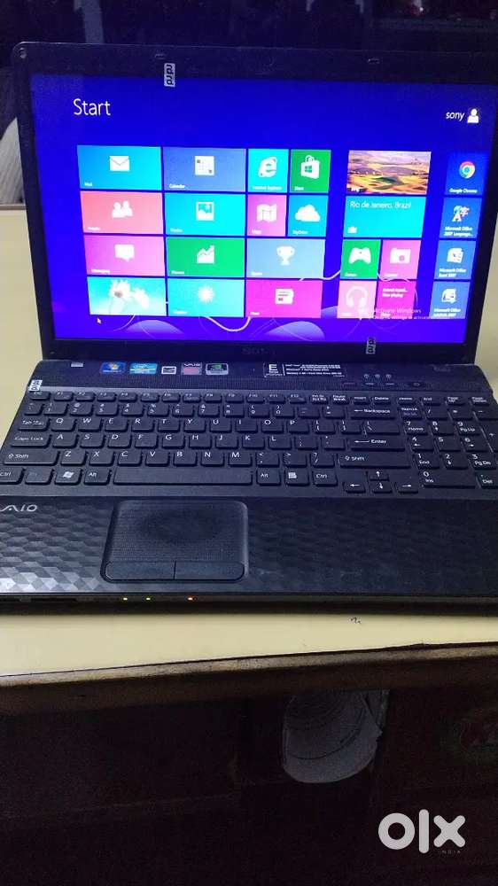 Sony i5 laptop 15.5 inch
