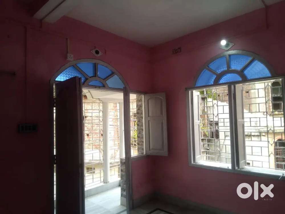 Specious 1st floor want to rent , 2 BHK with terrace