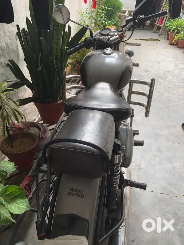 New Condition Classic 350 like  show room condition Gun metal gray