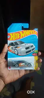 HOT WHEELS