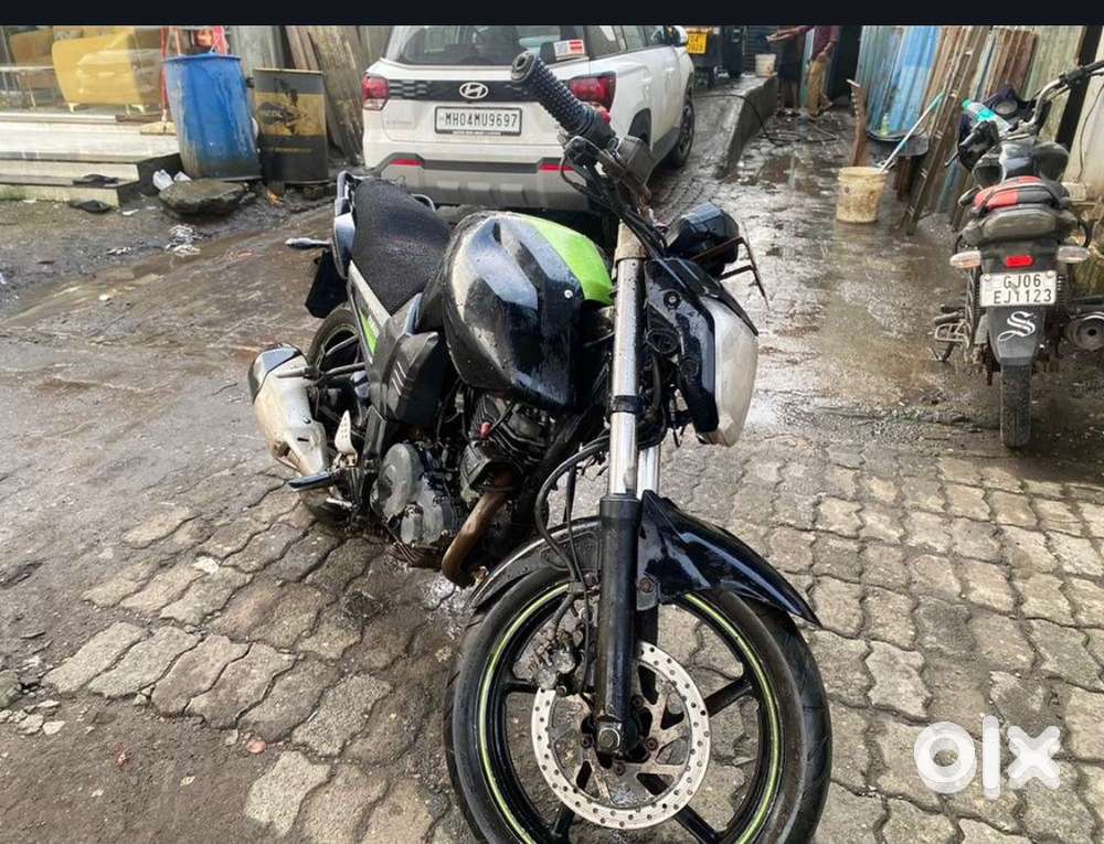 Yamaha FZ 153