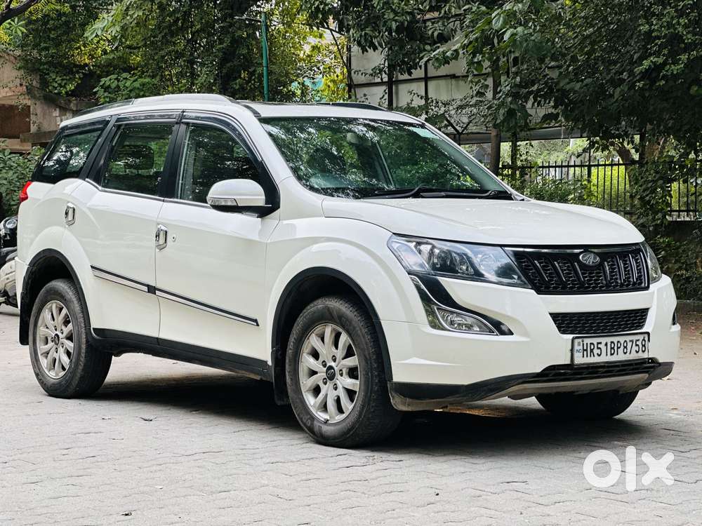 Mahindra XUV500 2.2 W10, 2017, Diesel