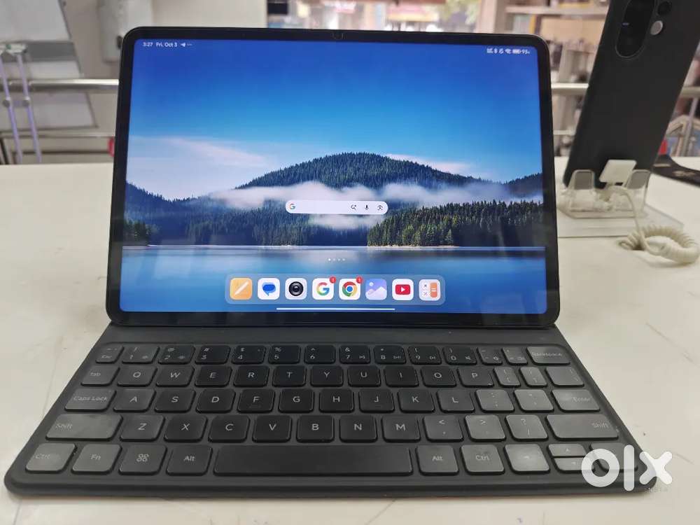XIAOMI PAD 7 AND KEYBOARD