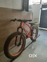 Good condition, stand nhi hega