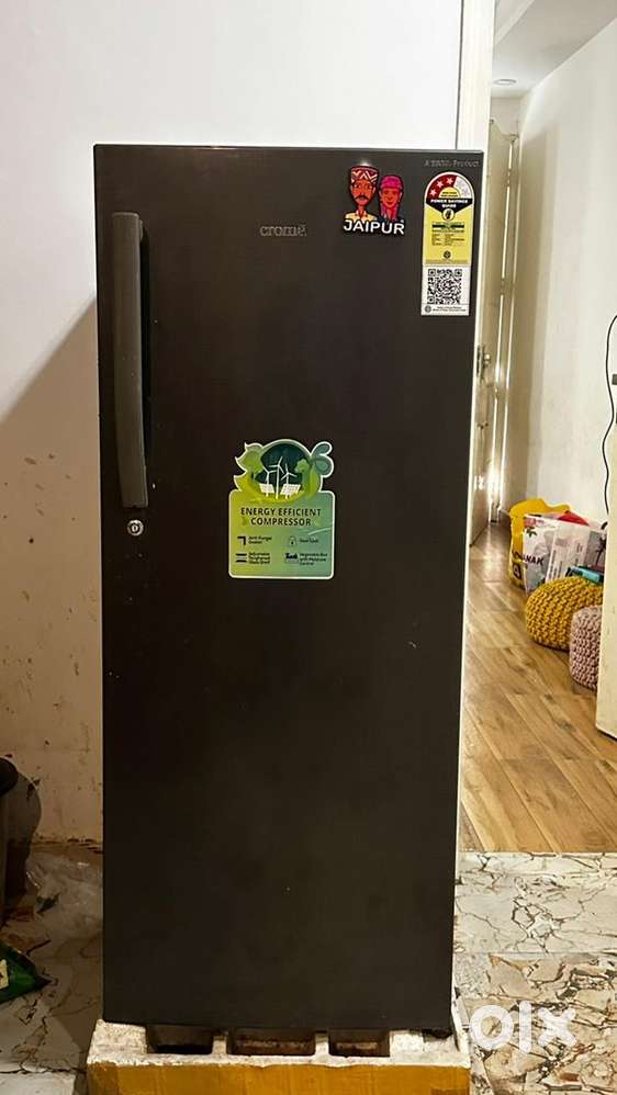 Croma 215 ltrs fridge new condition