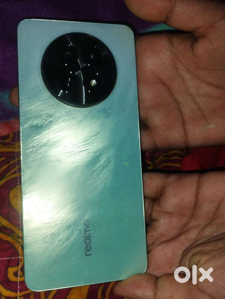Realme c65