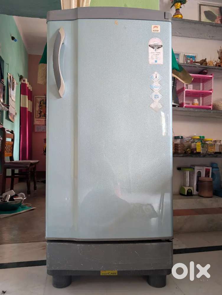 Godrej EDGE 183L 5 Star fridge for sale!