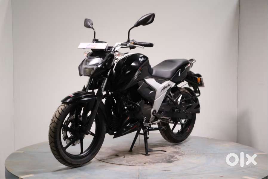 TVS Apache RTR 160 4V