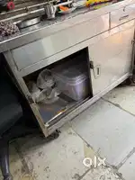 Steel Table for Resturant / Kitchen