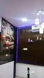 Full furnished unisex salon for rent