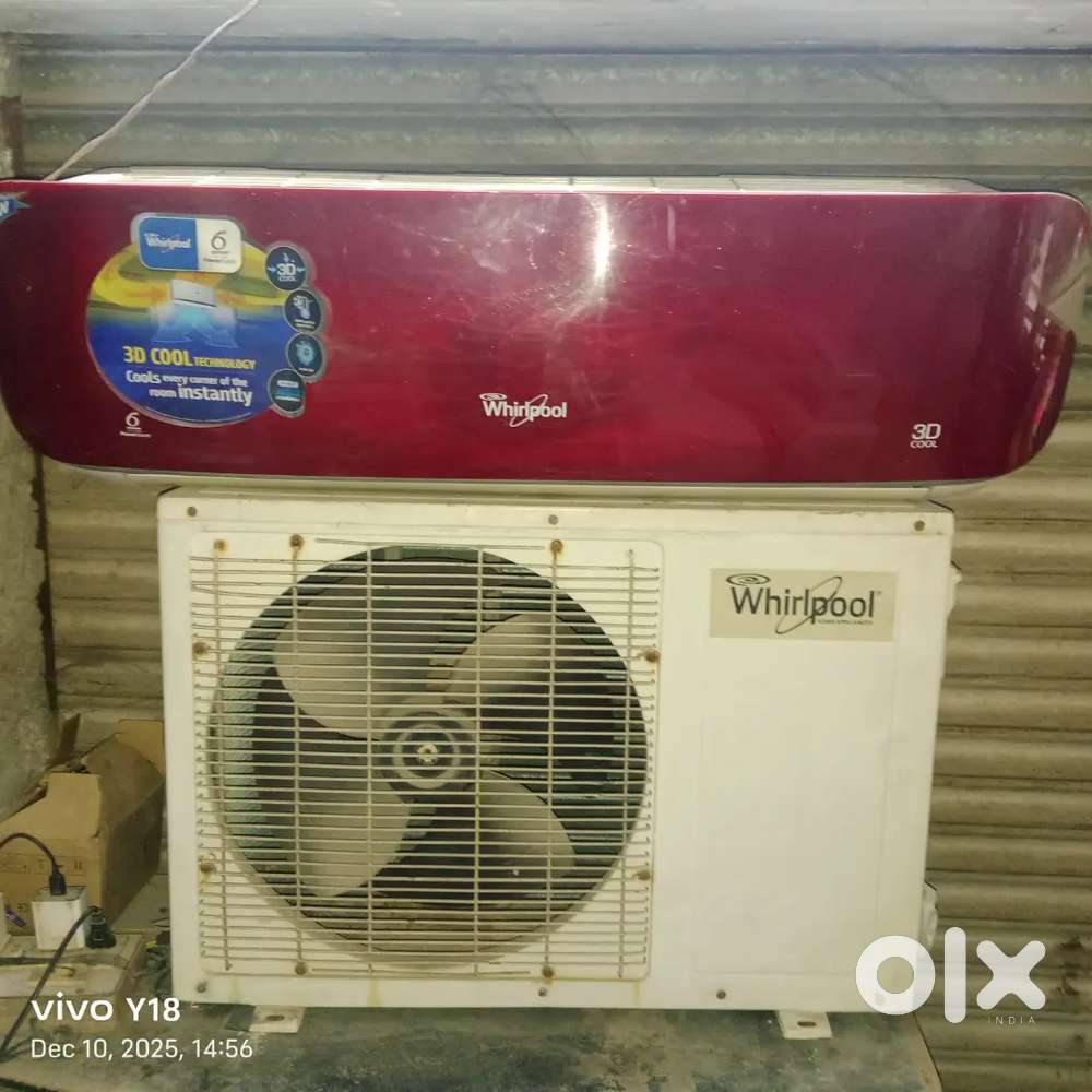 Split AC good condition with gas