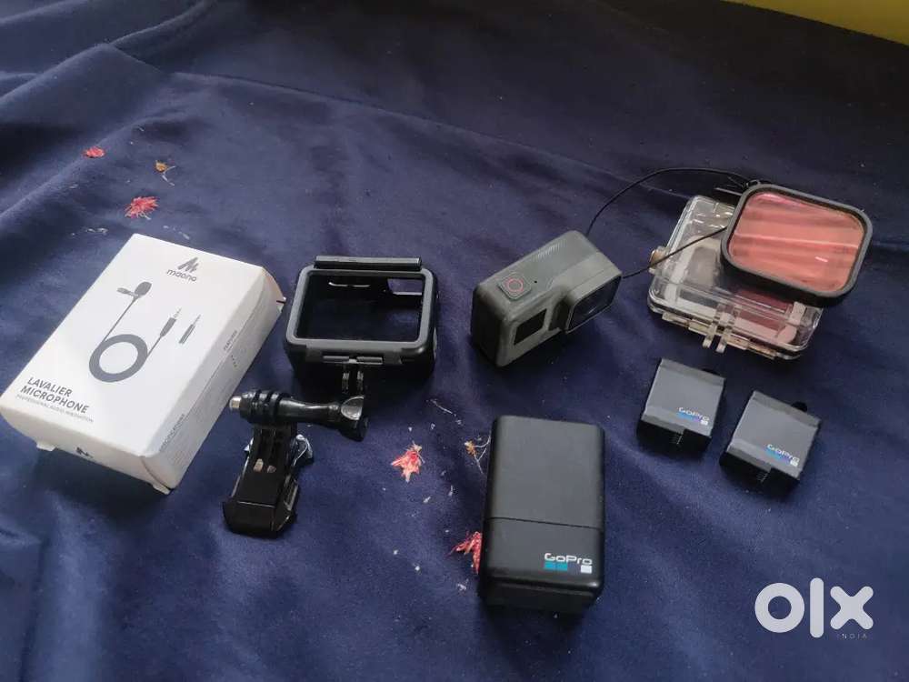 GoPro Hero 5 Black with Accessories – Excellent Condition